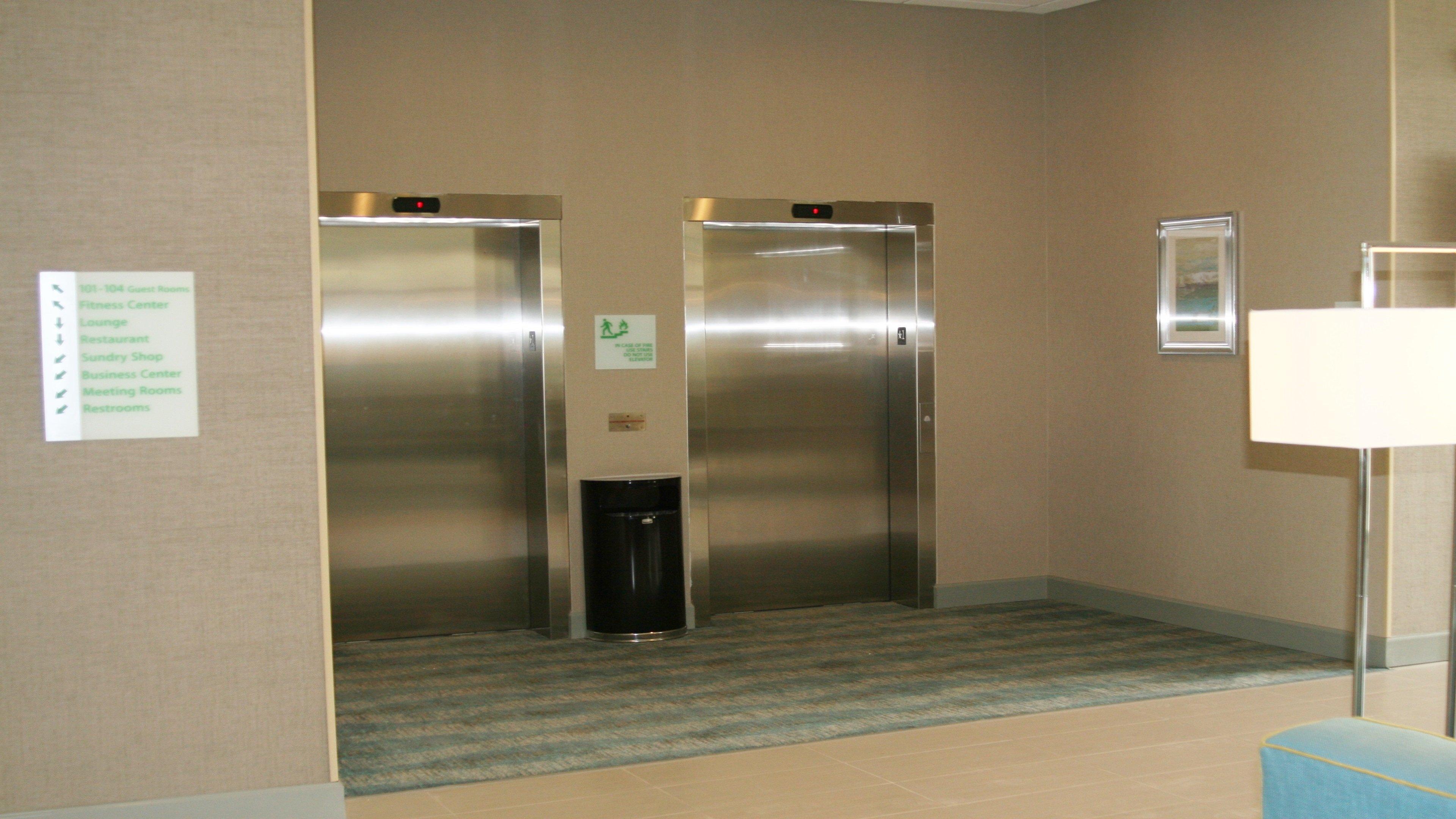 Holiday Inn Guin By Ihg Twin Esterno foto